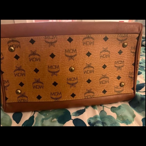 Mcm Purse - Picture 2 of 5
